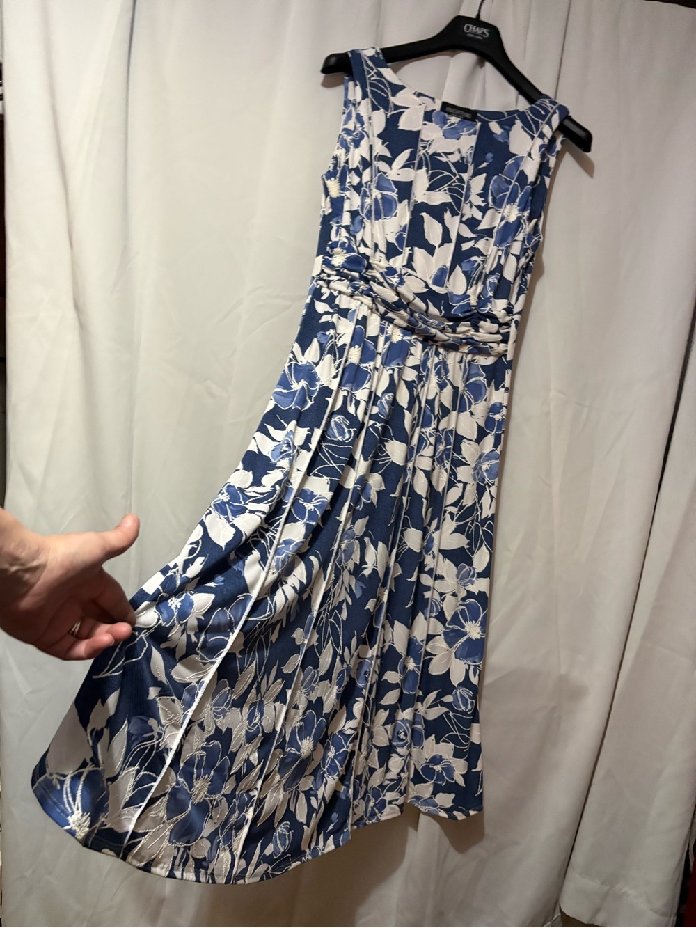 Perceptions Blue and White Floral Sleeveless Midi Dress p2p19 ↕️48 #2077 - Picture 2 of 8